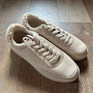 Women's Splendid Sneakers Beige Color size 7.5